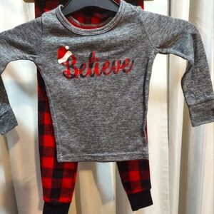 Children's Holiday Pajama Set Size 2T